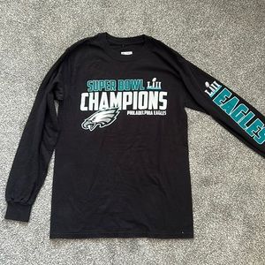 Philadelphia Eagles Super Bowl Win Long Sleeve size Small